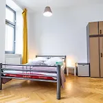 Near Danube & Millenium Tower - Massive Shared 4Br Apt